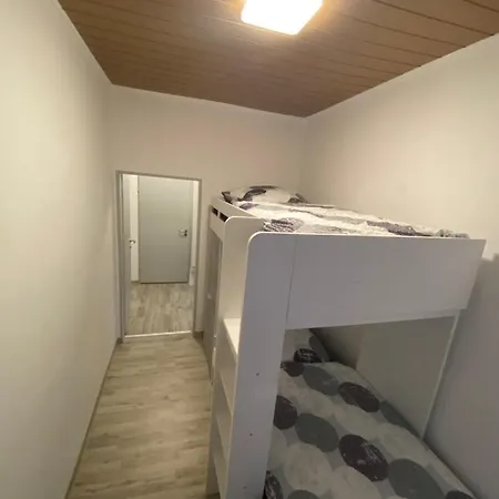 Gemuetliche Ferien- Und Monteurwohnung Mit Kamin Oldenburg Exterior foto