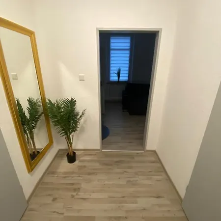 Gemuetliche Ferien- Und Monteurwohnung Mit Kamin Oldenburg Exterior foto
