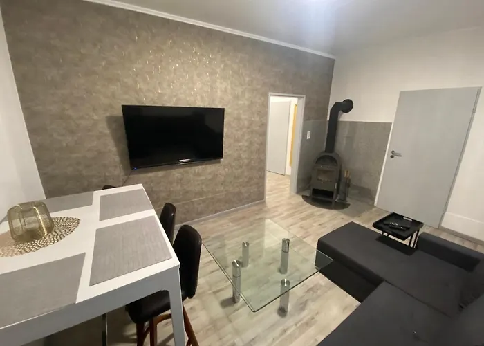 Gemuetliche Ferien- Und Monteurwohnung Mit Kamin