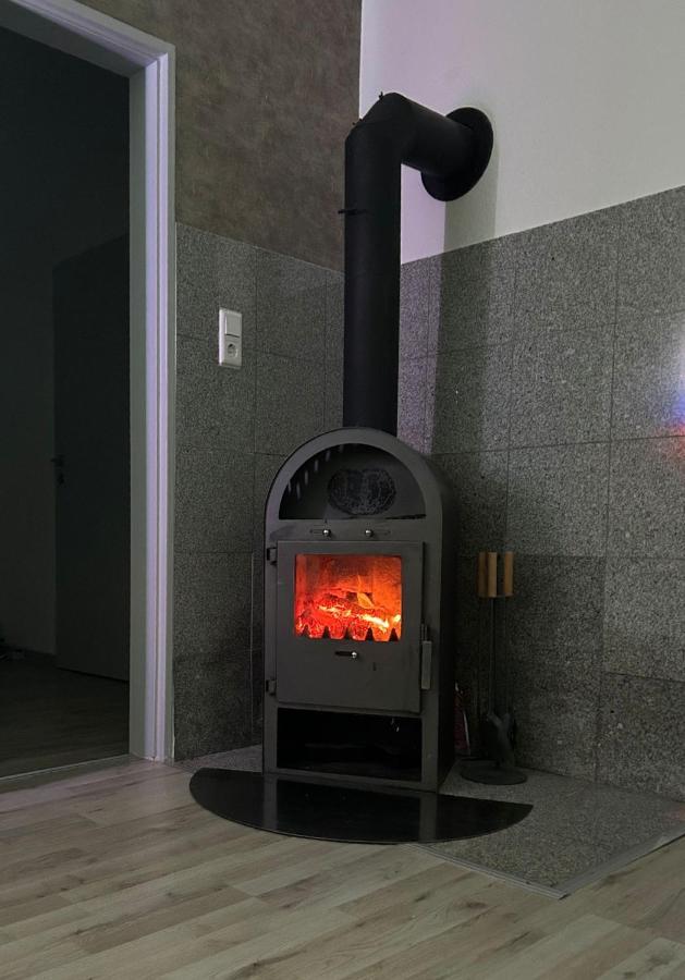 Gemuetliche Ferien- Und Monteurwohnung Mit Kamin Apartament *