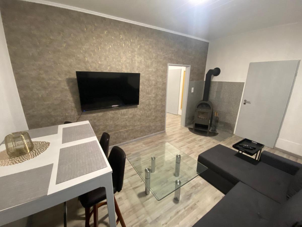 Apartment Gemuetliche Ferien- Und Monteurwohnung Mit Kamin Oldenburg
